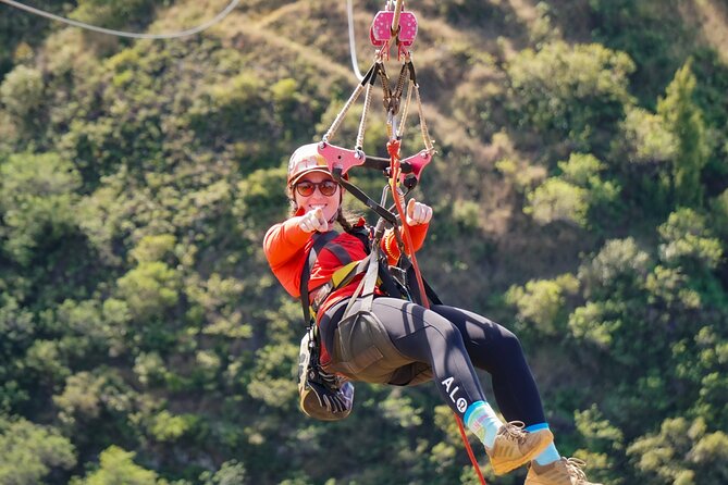 4 Dual-Zipline Mountain Adventure in Maui - Why this 4-line dual zip over Maui feels like more than a zip