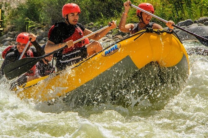 Adrenaline Pack (Zipline + Rafting) - Riding the Balsa River rapids: intensity with a clear guide