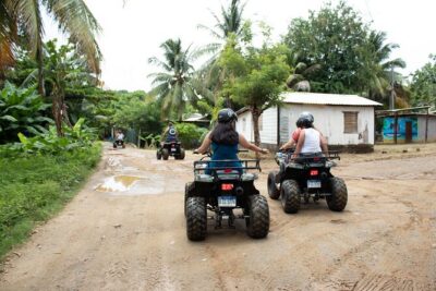 Day Tour in Roatan: ATV, Sloths, Monkeys and Zipline - Scenic roads and the reality of muddy tracks