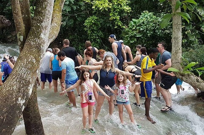 Dunn's River Falls and Zipline (Over the Falls) Adventure Tour from Ocho Rios - The 600-foot climb: hiking the river and seeing pools up close