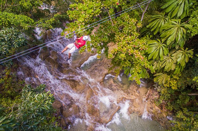 Dunn's River Falls and Zipline (Over the Falls) Adventure Tour from Ocho Rios - The picture issue: plan for the photo handoff
