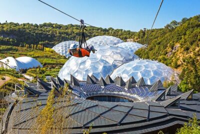 England’s Fastest Zipline at the Eden Project - The Harnessing Area: Safety That Doesn’t Feel Cold