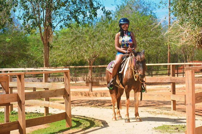 Jamwest Negril Zipline and Horseback Combo - Getting to Jamwest Speedway: pickup, clubhouse, and first impressions
