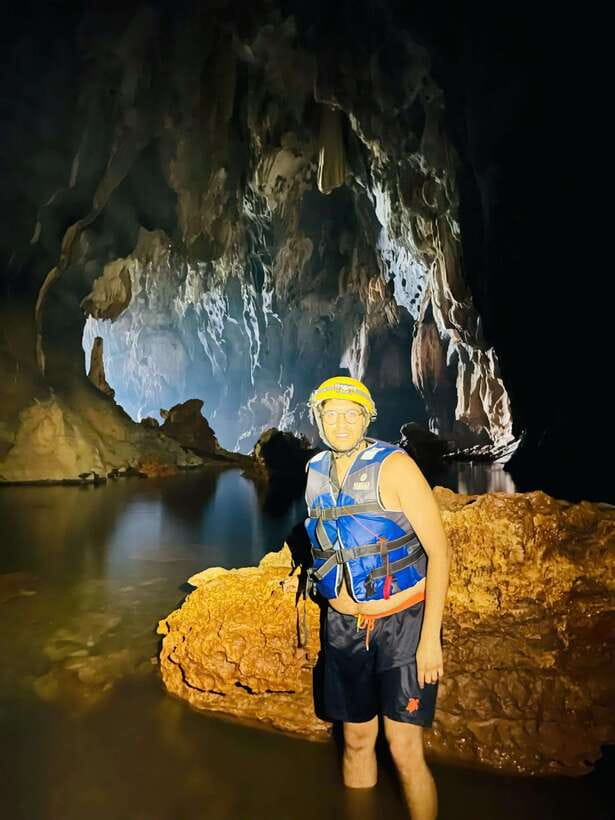 Phong Nha/Dong Hoi: Zipline Dark Cave & Phong Nha Cave Trip - Lunch at Phong Nha-Ke Bang National Park: simple, timed well