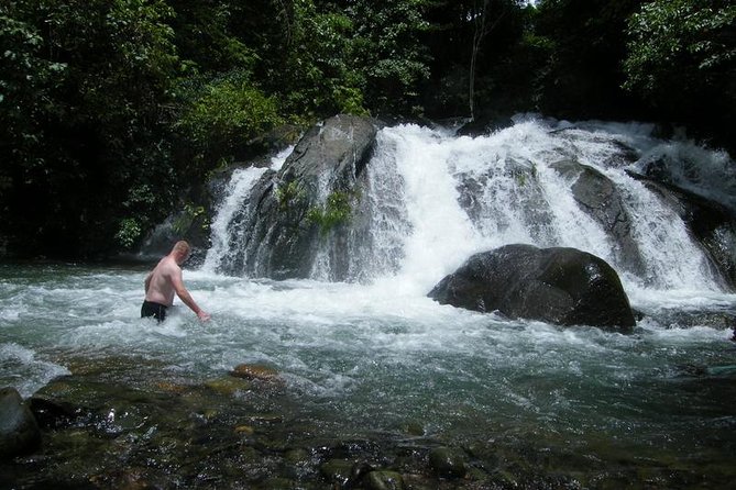 PHUKET-PHANG NGA: White Water Rafting 5 km-ATV-Zipline-LNH - Training and 5 km whitewater rafting: how this part works
