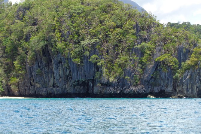 Private Puerto Princesa Underground River, Ugong Cave & zipline - Ugong Rock Cave + zipline: adrenaline after the caves