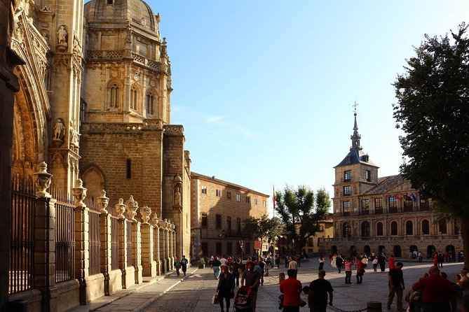 Toledo Day Trip From Madrid including Zip-line Ticket - Group size and pacing: moderate fitness, one-hour guidance, lots of walking