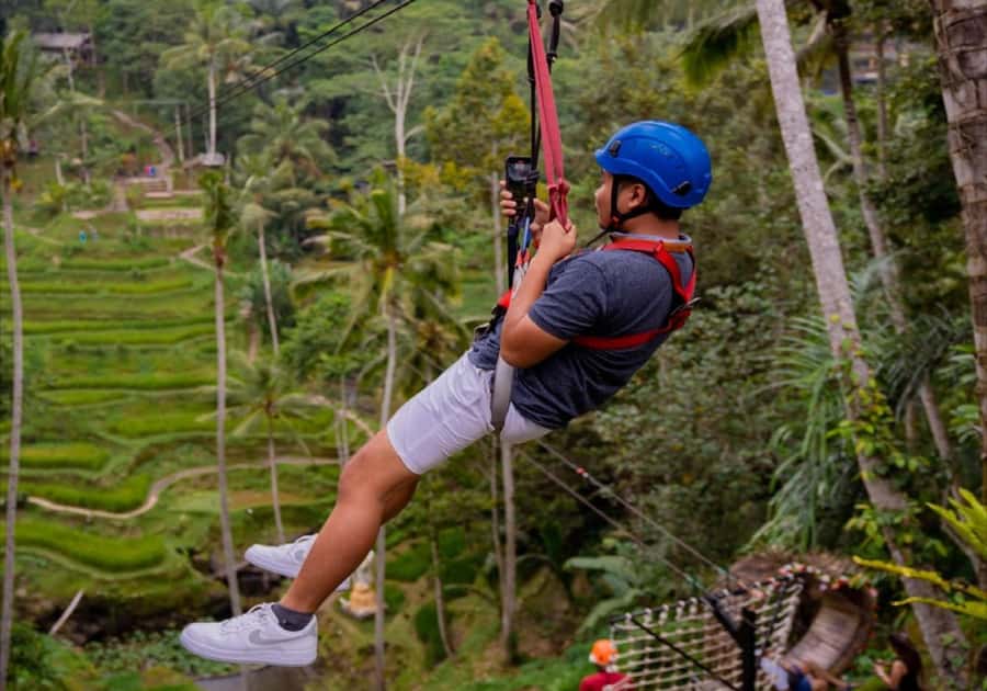 Ubud: Zip-line Adventure, River Rafting & Rice Terraces Tour - Should You Book This Ubud Zip-line and Ayung River Rafting Tour?