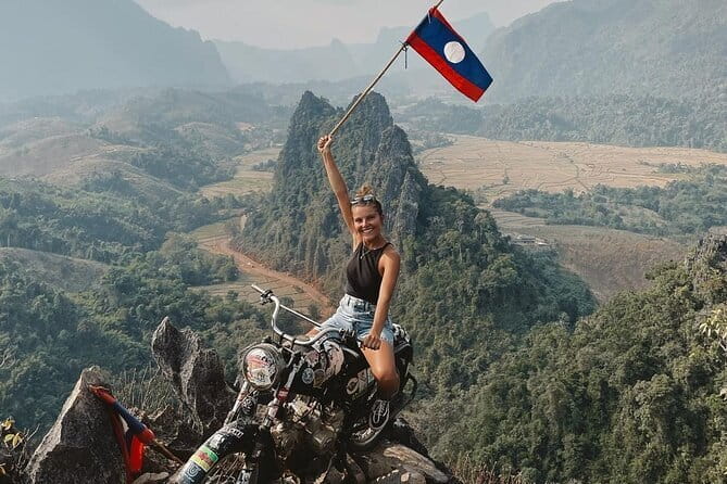 Vang Vieng Tour A Blue lagoon 3 with Caves and Zipline - Tham Nam (Water Cave) tubing: the main adventure moment