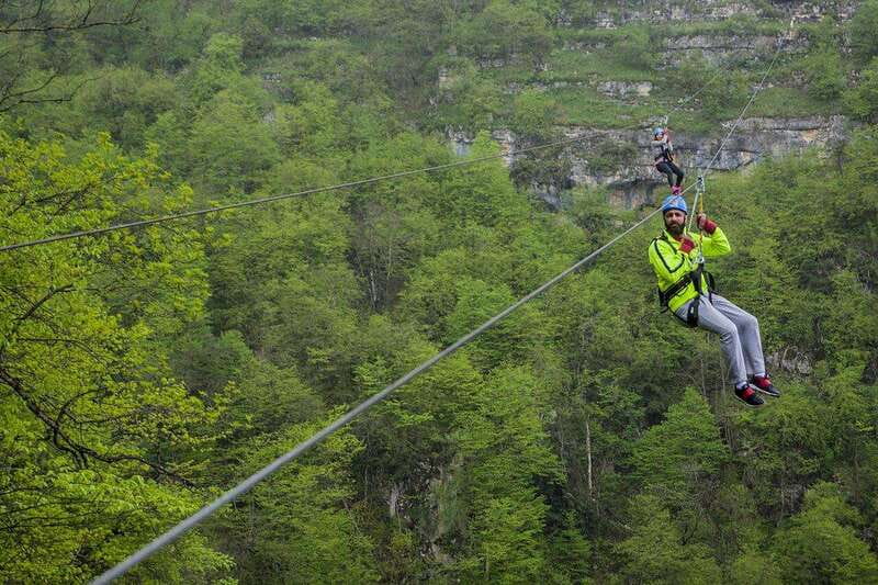 Zip-line outdoor adventure the ultimate experience - The course itself: seven zip lines plus bridge and rappelling