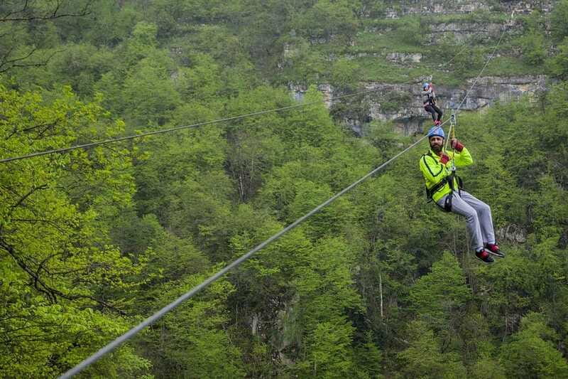 Zip-line outdoor adventure the ultimate experience - Practical tips: what to wear and how to make it smoother