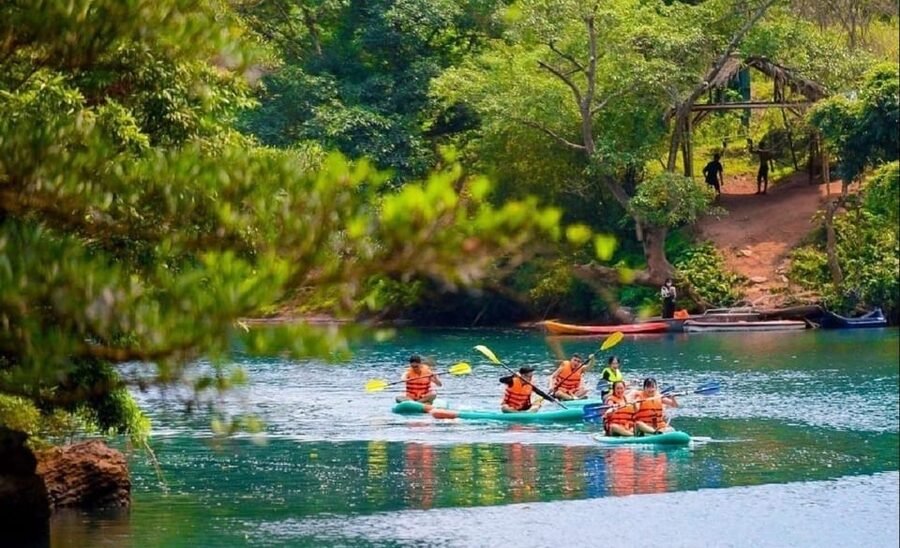 Zipline Dark Cave & Phong Nha Cave Tour : Dong Hoi/Phong Nha - What this tour is really about: adventure plus two cave moods