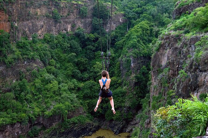 Zipline (Zimbabwe) - Weather Rules: How to Handle an Outdoor Activity That Can Shift