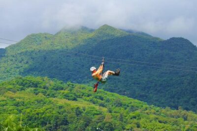 Ziplining at the Rainforest in Puerto Rico - Rappel, Canopy Bridge, and the Moments That Break Up the Adrenaline